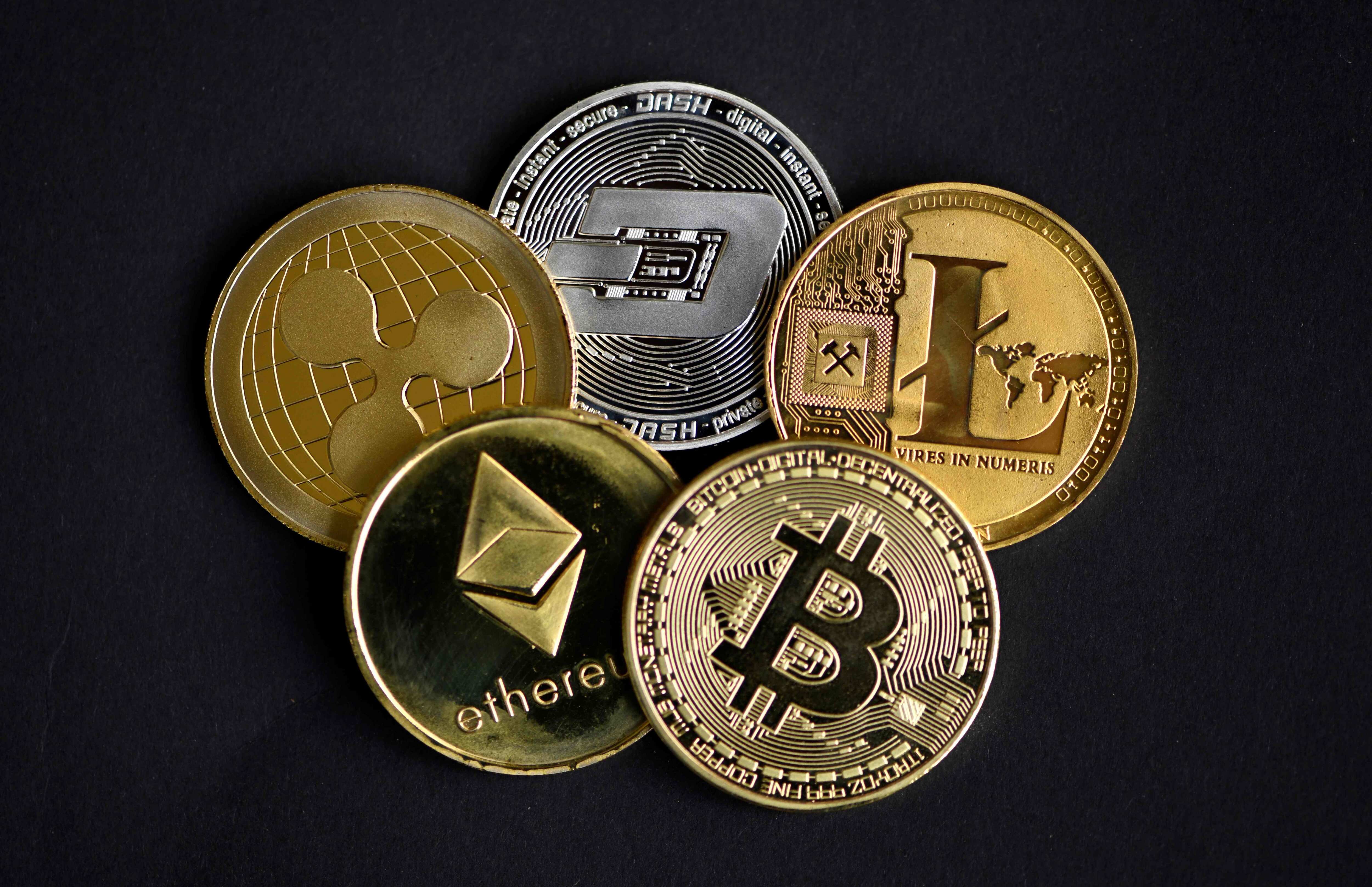 Cashaa crypto business banking app 2025